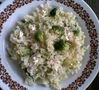 Těstoviny s brokolicí raz dva