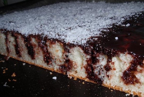 Kefírová kokosová buchta (koláč) - píchaná