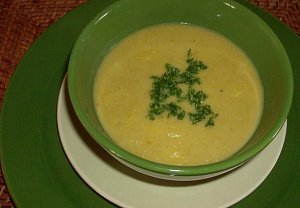 Hrachová polévka s bramborami