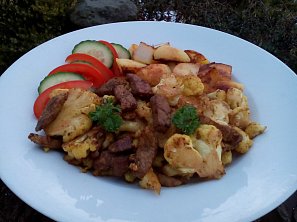 Květáková / brokolicová minutka s masem Květáková / brokolicová minutka s masem