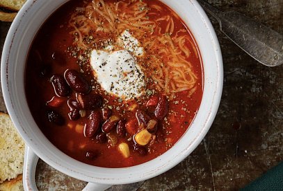 Chilli sin carne polévka