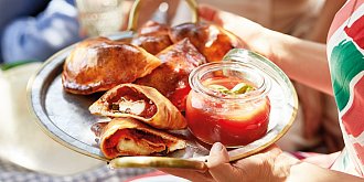 Mini pizzy calzone II.