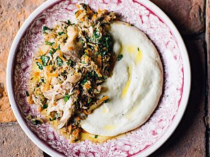 Trhaný králík na krupicové kaši