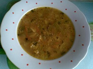 Kapustová polévka s brambory