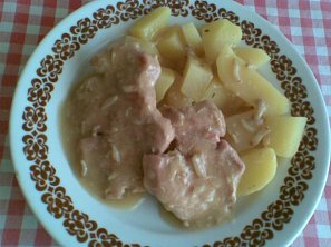 Česnekové plátky se slaninou Česnekové plátky se slaninou