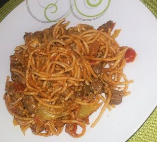 Fitness špagety s hovězím masem Fitness špagety s hovězím masem