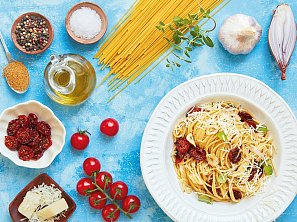 Těstoviny se sušenými rajčaty