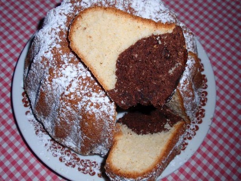 Kokosová bábovka z majolky