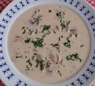 Žampionová polévka se sýrem