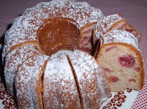 Bábovka s rebarborou - hrníčková Bábovka s rebarborou - hrníčková