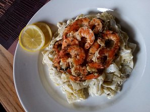 Koprové krevety s těstovinami