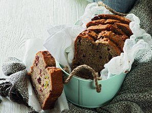 Banánovo-brusinkový chléb