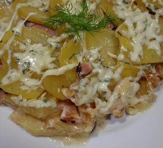Gratinované brambory (nejen) s fenyklem