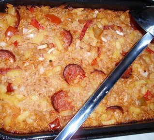 "Krupník" - kroupy s klobásou a lečem