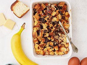 Žemlovka s banánem a čokoládou