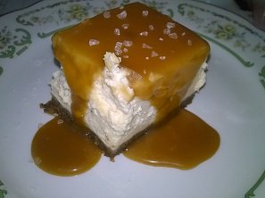 Karamelové cheesecake řezy Karamelové cheesecake řezy