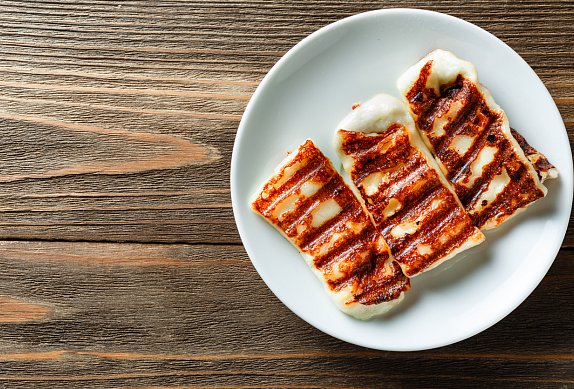 Tortilla wrap s lilkem a halloumi