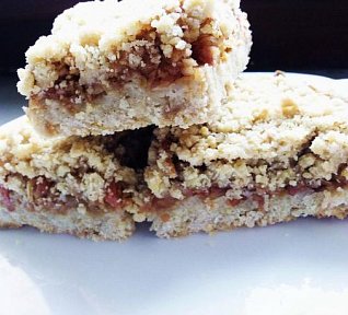 Jednoduchý drobenkový jablečný koláč - výborný