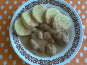 Kuře s bůčkem na žampionech