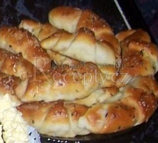 Rohlíčky plněné uzeninou