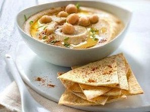 Hummus s grilovanými tortillami Hummus s grilovanými tortillami