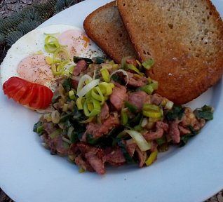 Bůčkové nudličky s pórkem