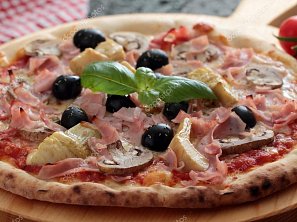 Pizza velmi podobná té právé z pizzerie