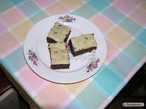 Jablkové řezy s mákem Jablkové řezy s mákem