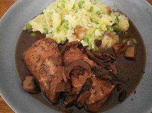 Kuřecí na víně s houbami