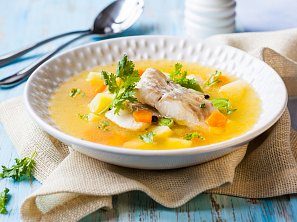 Rybí polévka s rajčaty