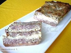 Vrstvený masový bochník