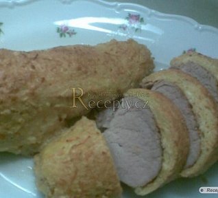 Panenka v česnekovo-sýrové krustě