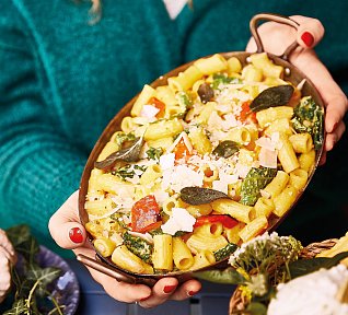 Těstoviny s dýní a kapustou