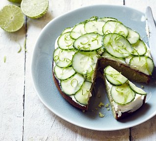 Limetkový dort s okurkou