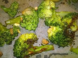 Brokolice pečená s česnekem a citronem
