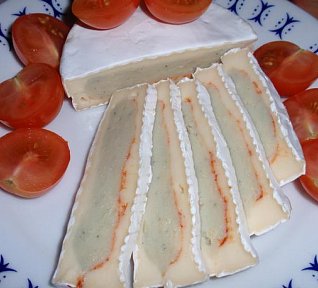 Ďábelský Hermelín s česnekem a chilli pastou