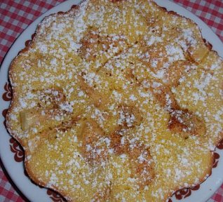 "Hned" jablečný (hruškový) koláč