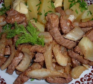 Česnekovo-fenyklové nakládané nudličky