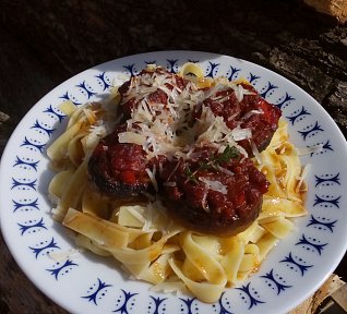 Plněné žampiony mletou směsí