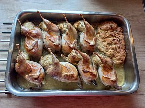 Nadívané křepelky po anglicku