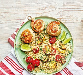 Krůtí závitky se zeleninovým bulgurem