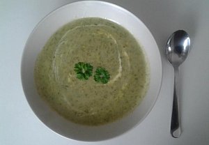 Polévka z medvědího česneku Polévka z medvědího česneku