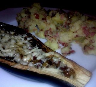 Lilek plněný se šťouchanými bramborami