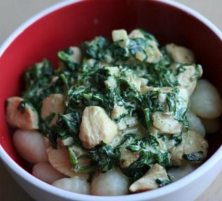 Nočky se špenátem a slaninou