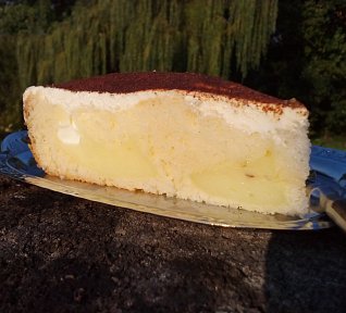 Měsíční krajina (nejen) z remosky - dort / řezy