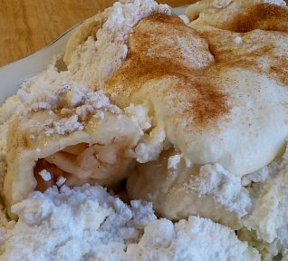 Knedlíky s dušenými jablíčky / hruškami