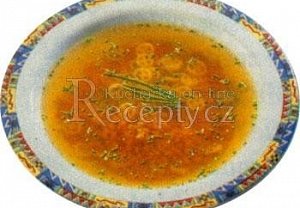 Nudlová polévka s mrkví