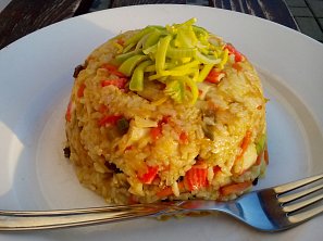 Zeleninové surimi tyčinky s rýží Zeleninové surimi tyčinky s rýží