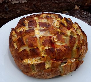 Zapečený bochníček aneb "chlebový ježek"