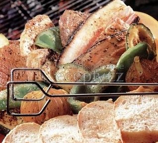 Masová směs na grilu